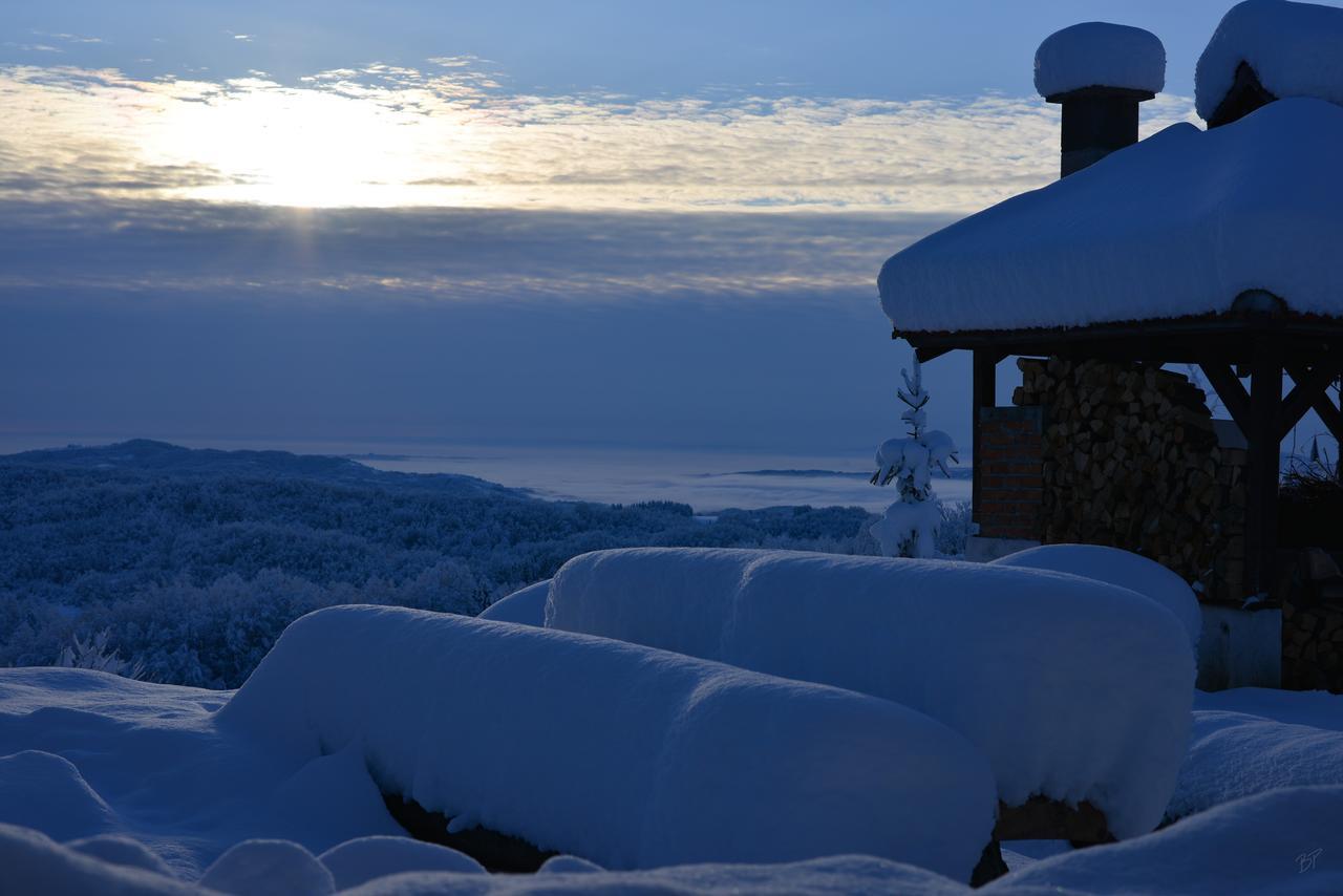 Guest House Lagotto'S Peak Radatovici ภายนอก รูปภาพ